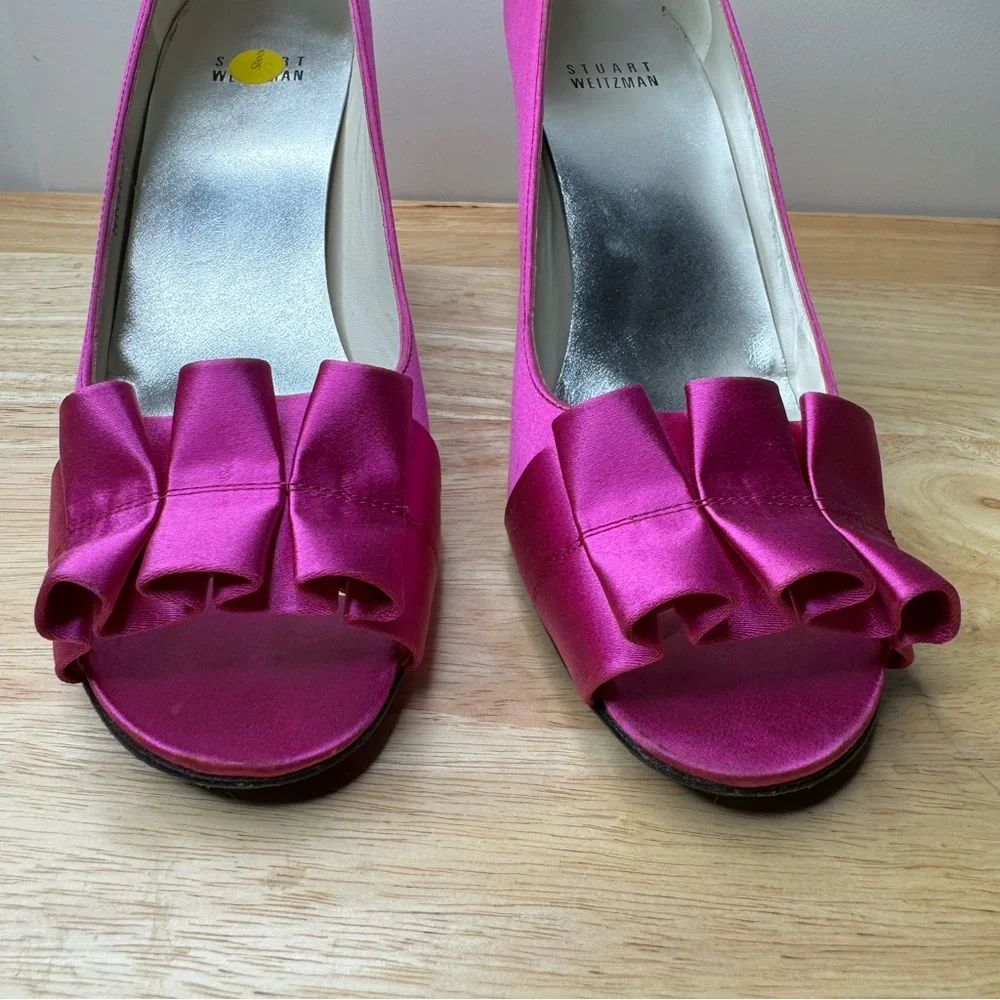 Stuart Weitzman Gigiritz Magenta Satin Peep Toe Pump Suze 8.5 Narrow
